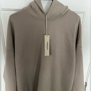 NWT Fear of God FOG Essentials Relaxed Hoodie - Color Smoke